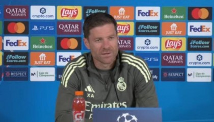 阿隆索：姆巴佩是球队领袖之一 维尼修斯状态很好明天可以首发