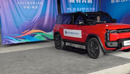 新能源汽车“保命”黑科技出炉：800斤电池组可在0.1秒内弹射至15米外，防止起火爆炸！网友调侃：死道友不死贫道！