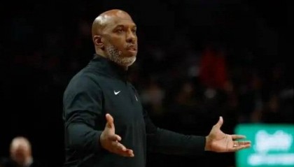 NBA|开拓者主帅比卢普斯涉嫌非法赌博被逮捕 可能影响执教生涯