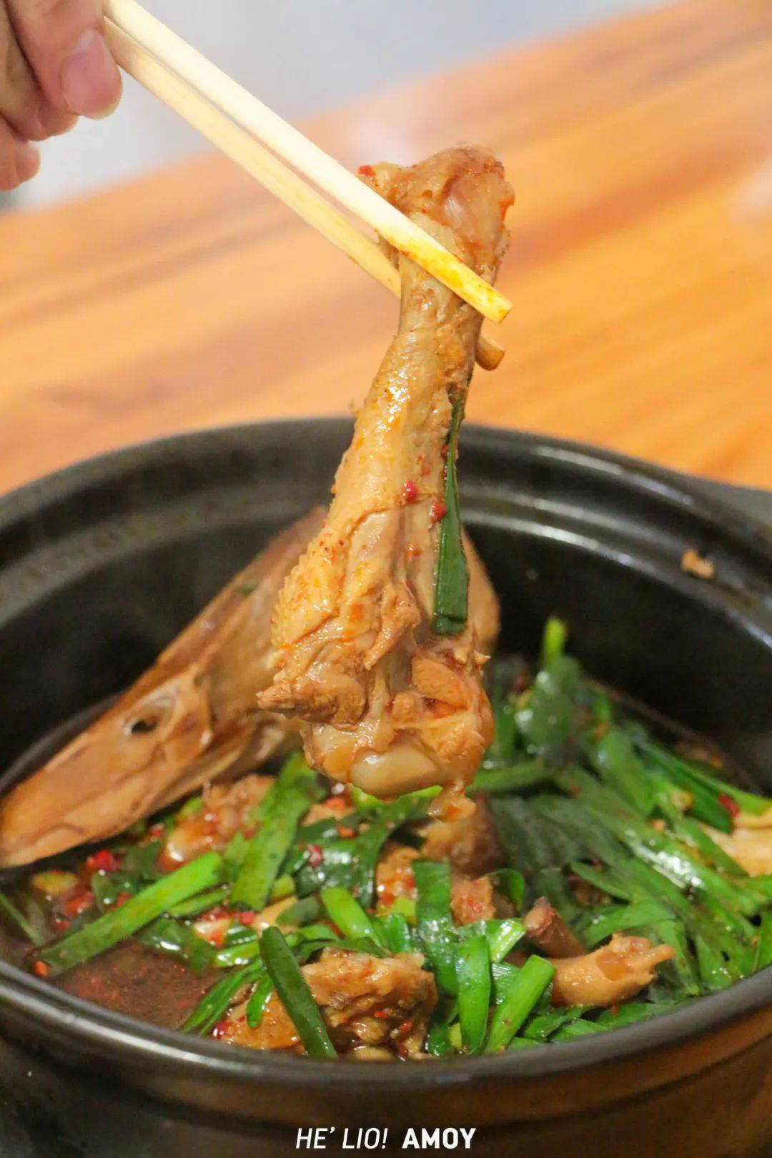 “不服憋着！厦门城中村就是美食天堂…”厂花厂草为它痴迷？6元吃上傣族美味？不预约得排超久！