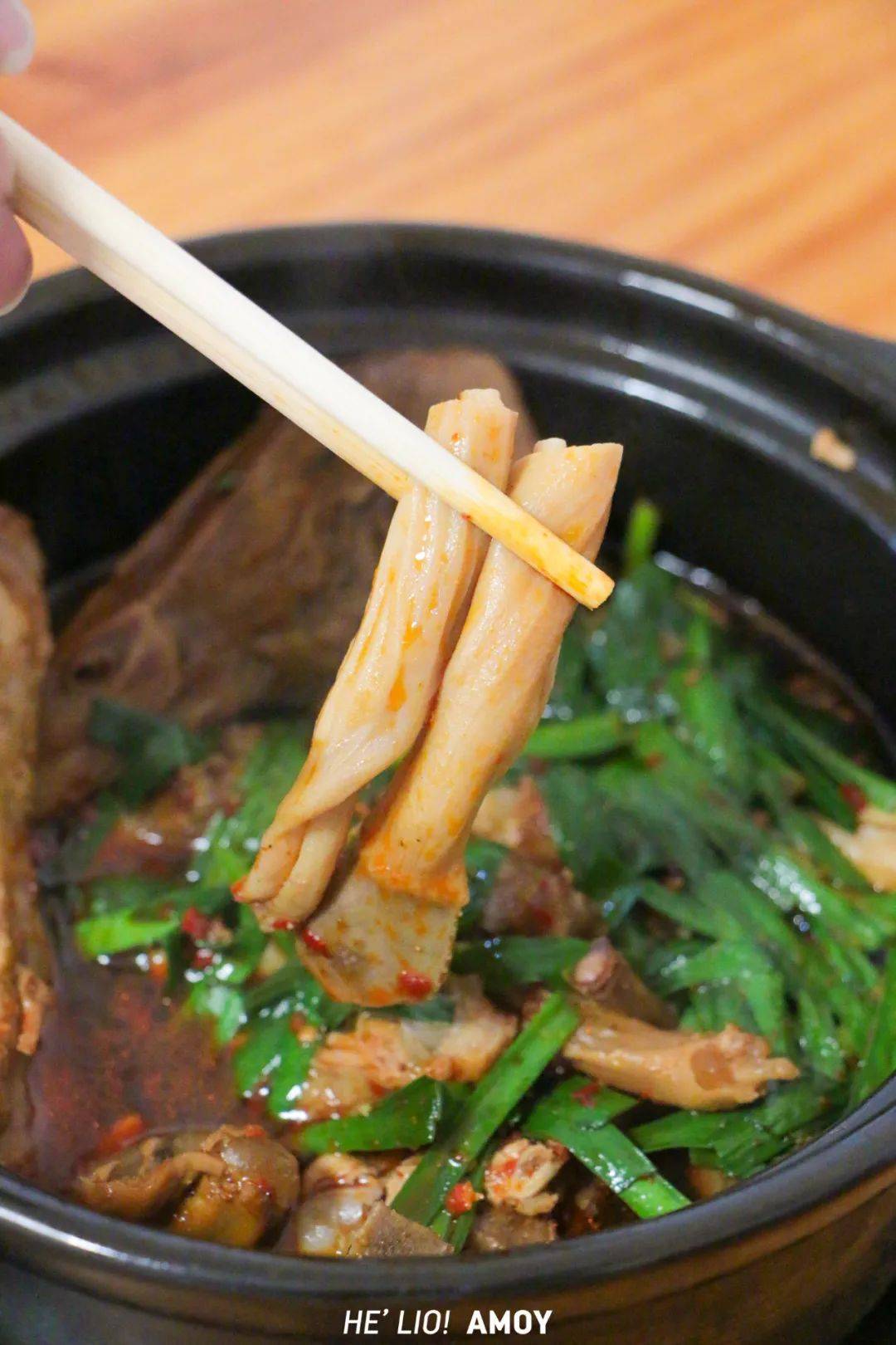 “不服憋着！厦门城中村就是美食天堂…”厂花厂草为它痴迷？6元吃上傣族美味？不预约得排超久！
