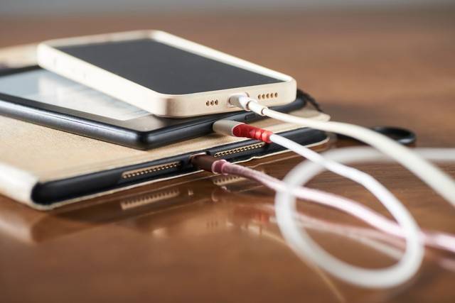 苹果学小米？iPhone 17 Air价格屠夫